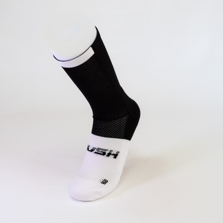RUSH Med SOCKS BLACK - WHITE - Socquettes Cyclisme, Triathlon | Les4Nages